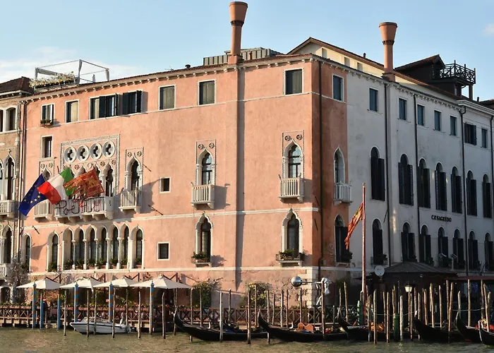 Ca' Sagredo Venetië