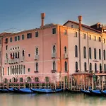 カ サグレド ホテル 5*