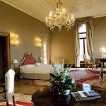 カ サグレド ホテル 5*