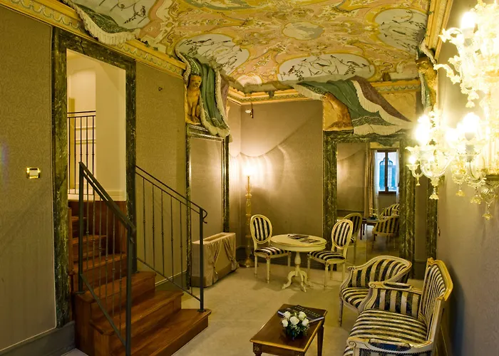 Ca' Sagredo 5* Venice